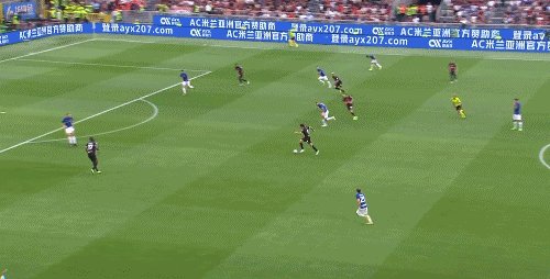 1662249575223056731.gif Acmilan.gif